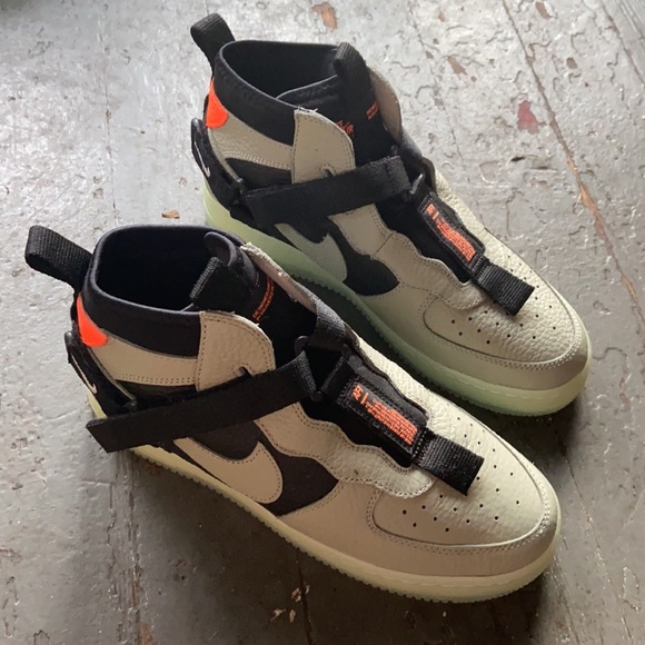 nike air force 1 utility mid spruce fog
